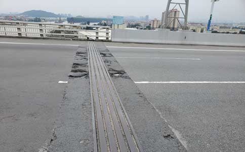 GH高性能混凝土搶修東沙大橋
